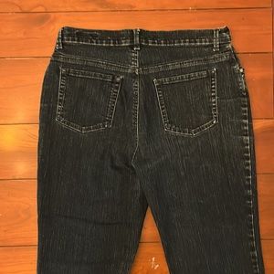 Gloria Vanderbilt Amanda Jeans. Good condition.